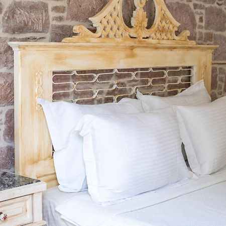 Cunda Mor Limon Otel Ayvalik Ngoại thất bức ảnh